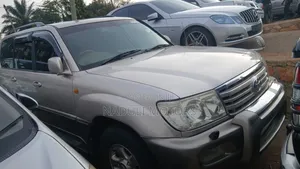 Toyota Land Cruiser Cygnus 4.7 2005 Silver