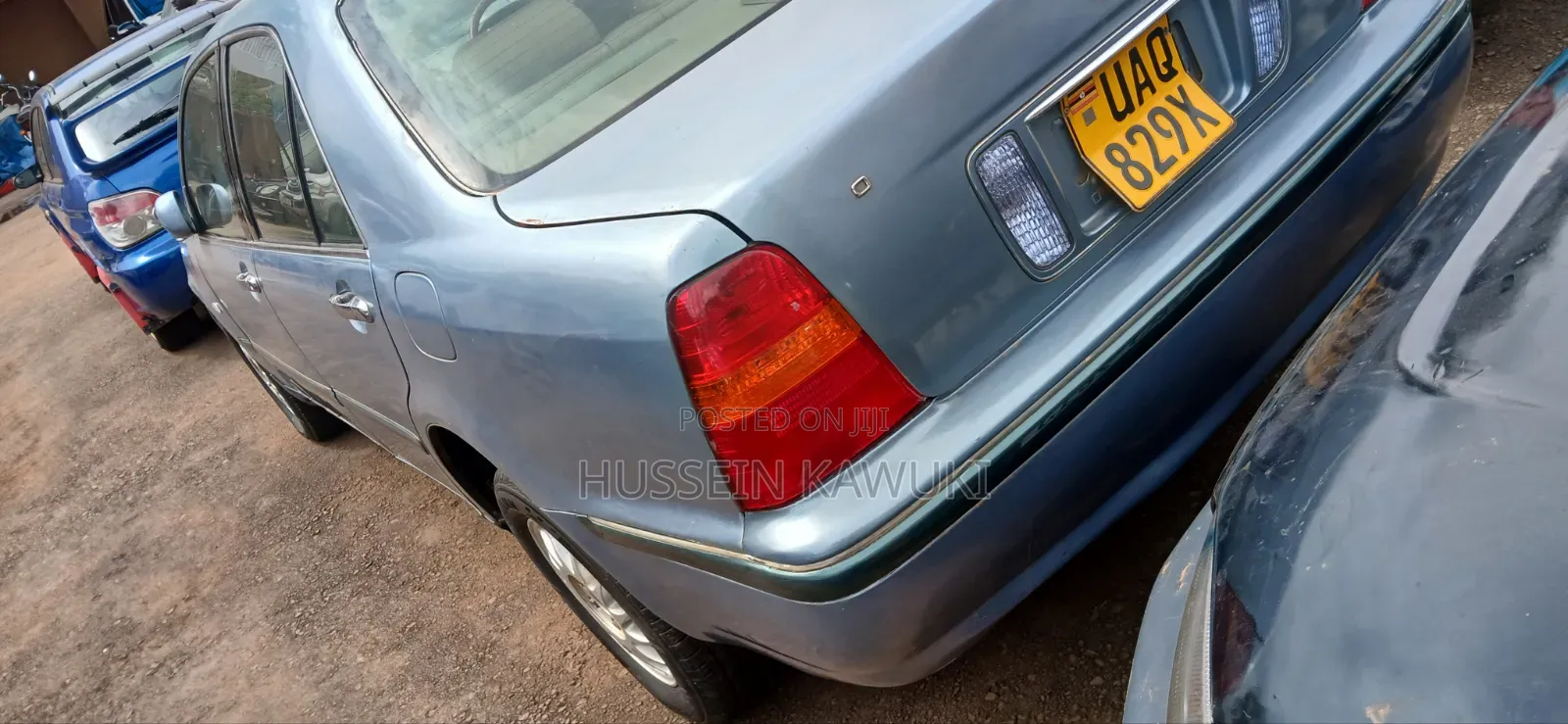 Toyota Progress 2000 Blue