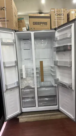 Hisense 750L Side by Side Fridge With Dispenser