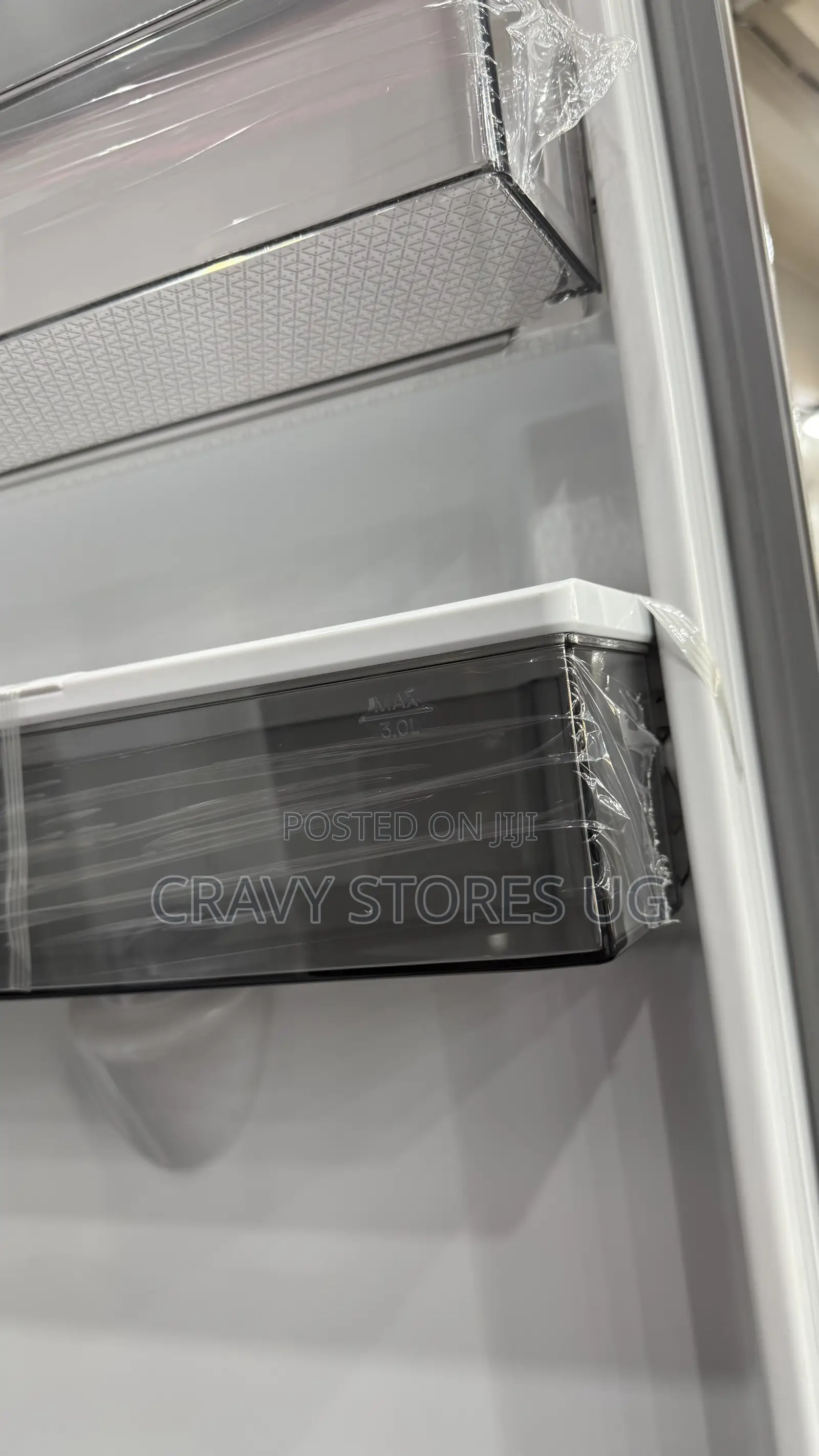 Hisense 750L Side by Side Fridge With Dispenser