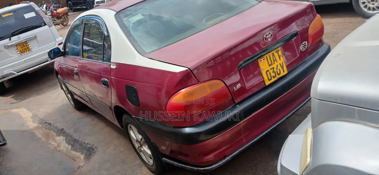 Toyota Carina 2000 Red