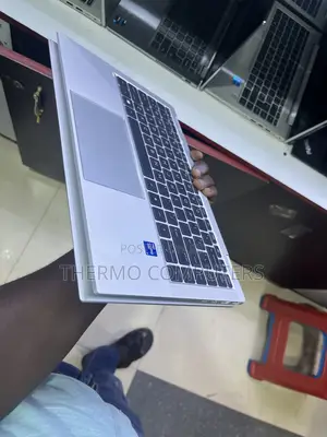 Laptop HP EliteBook 1040 G8 16GB Intel Core i5 SSD 512GB