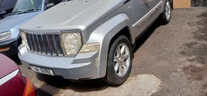 Jeep Cherokee 2000 Silver
