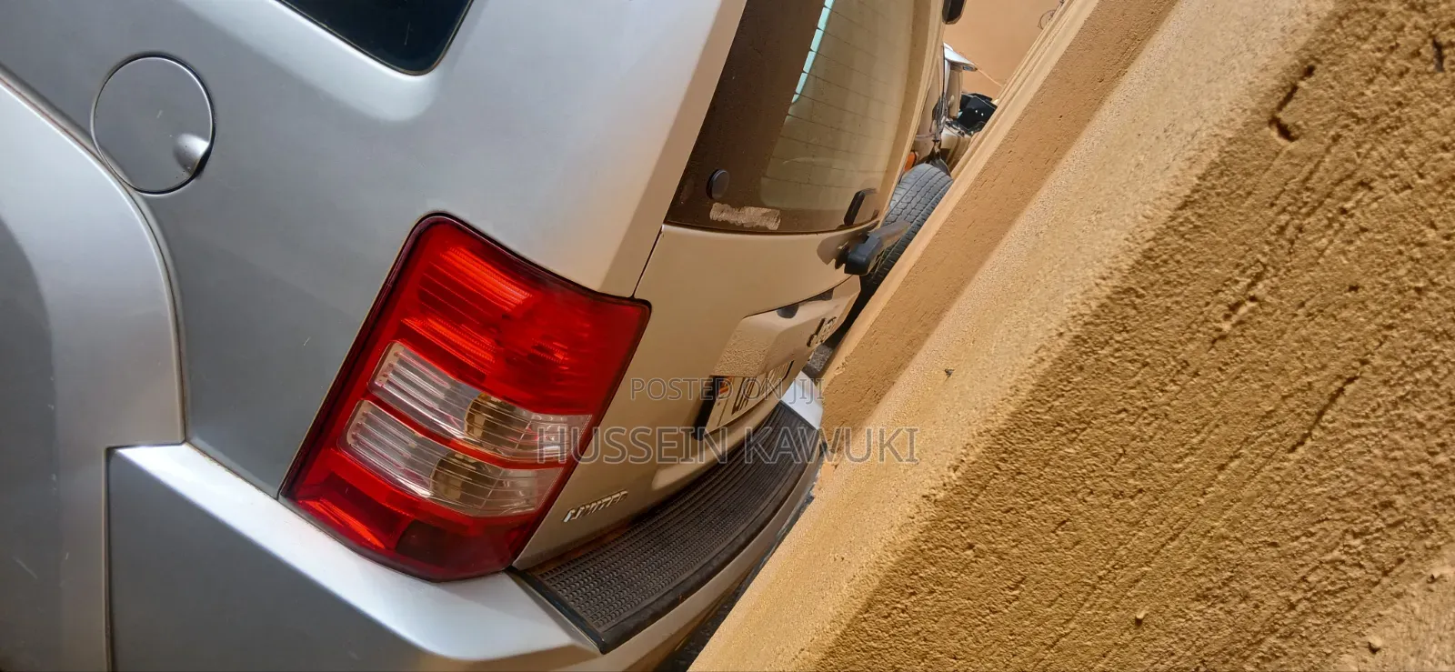 Jeep Cherokee 2000 Silver