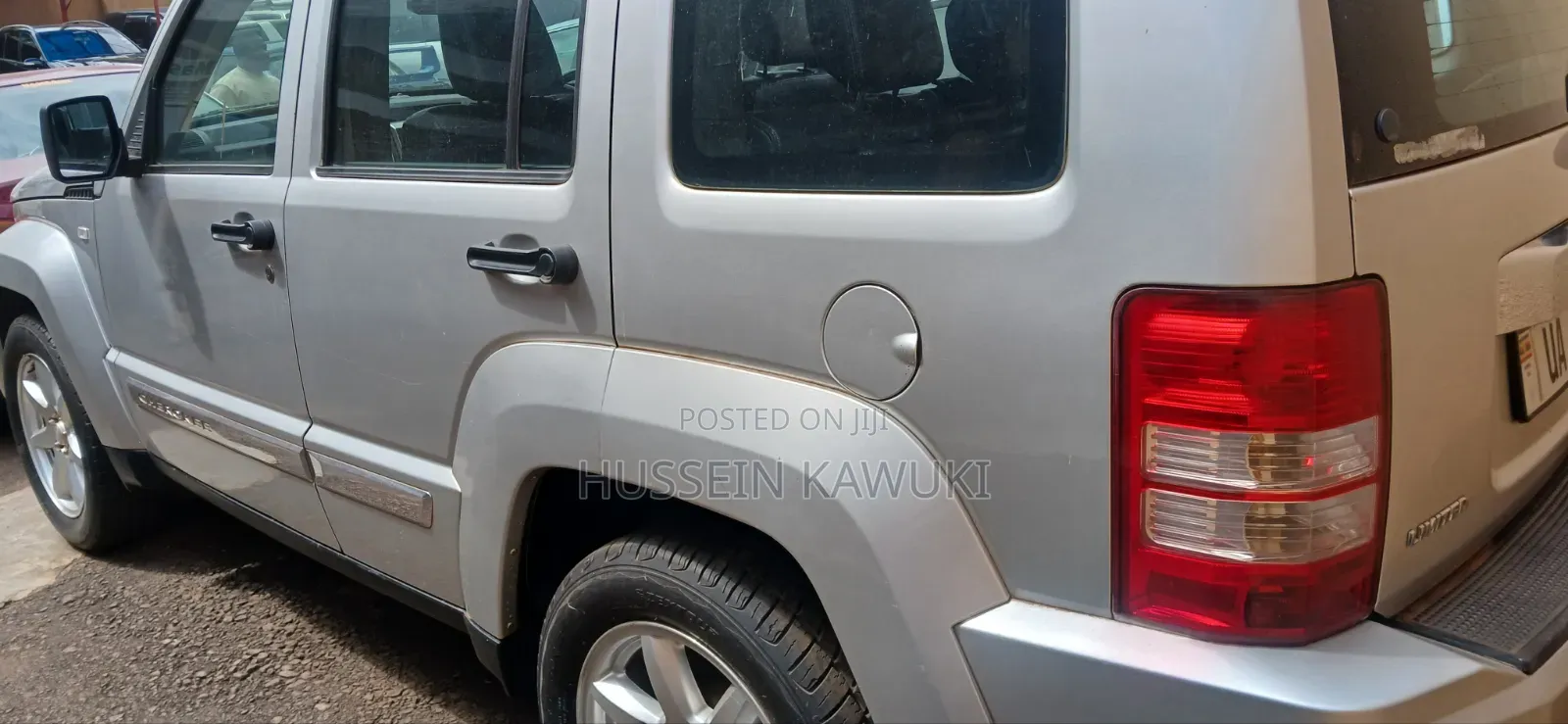 Jeep Cherokee 2000 Silver