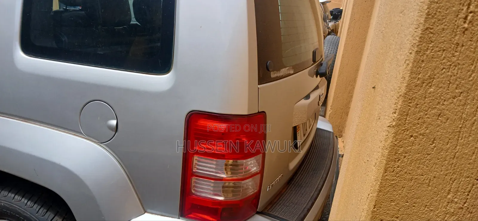 Jeep Cherokee 2000 Silver