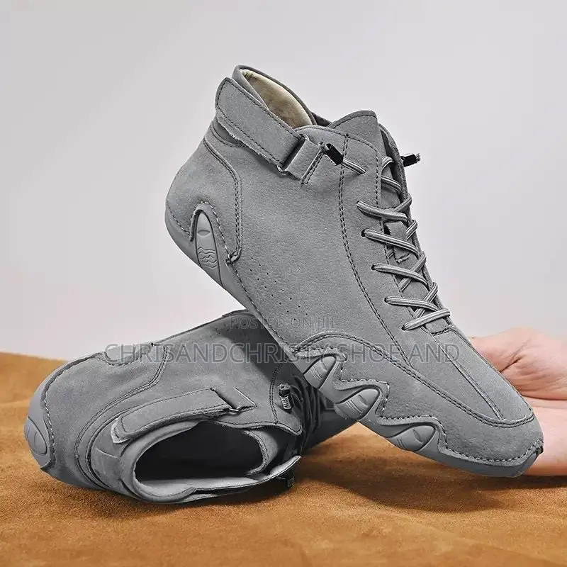 Mens Fashion Suede Boots With Straps