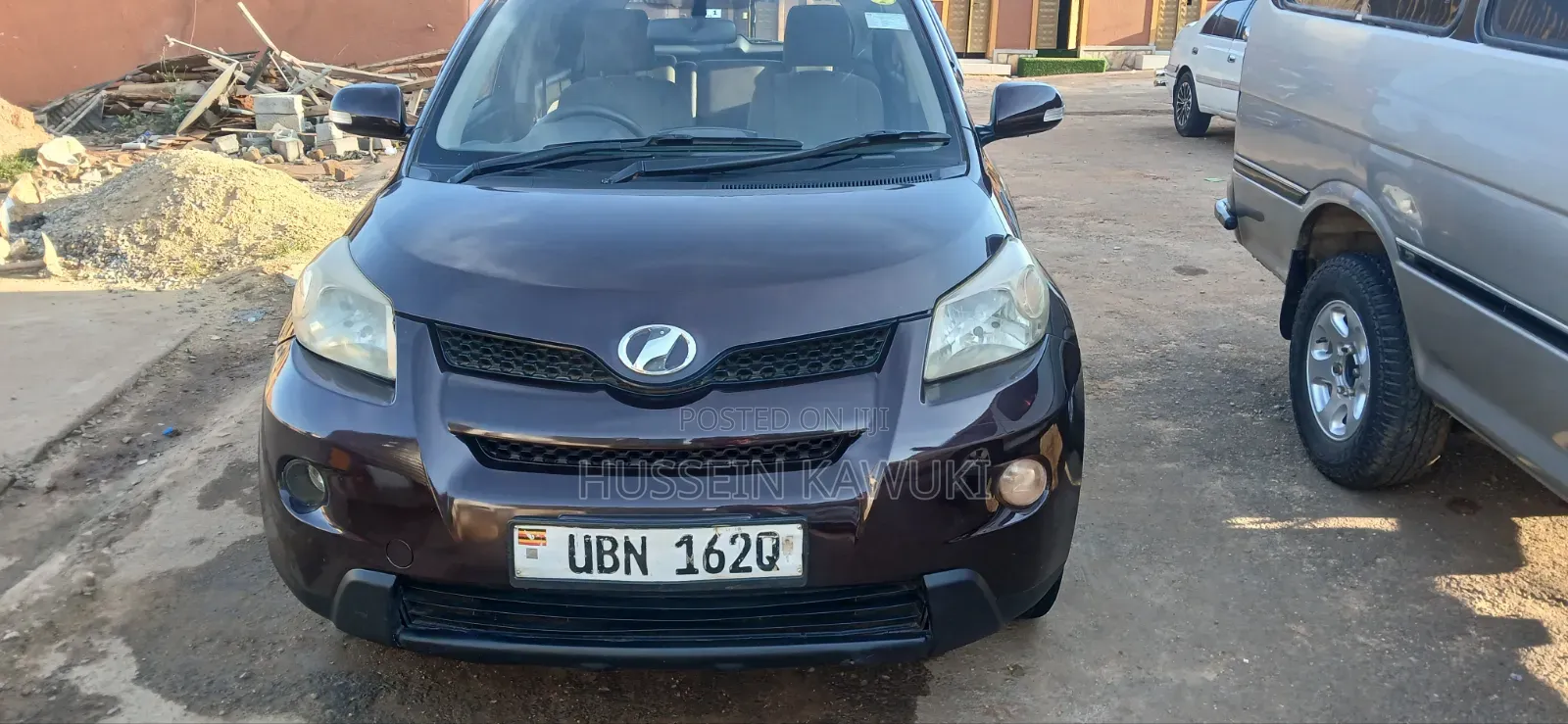 Toyota IST 2008 Maroon