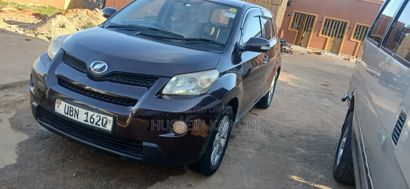 Toyota IST 2008 Maroon