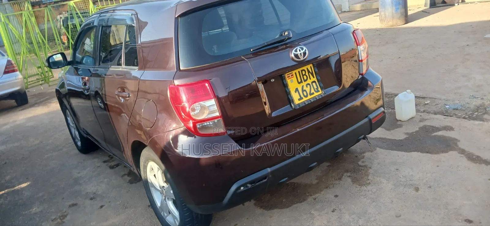 Toyota IST 2008 Maroon