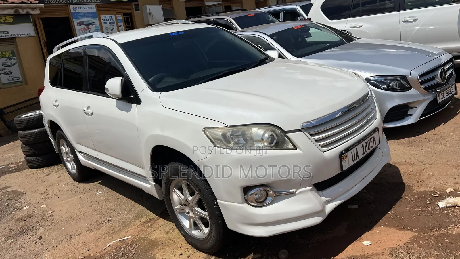 Toyota Vanguard 2010 White