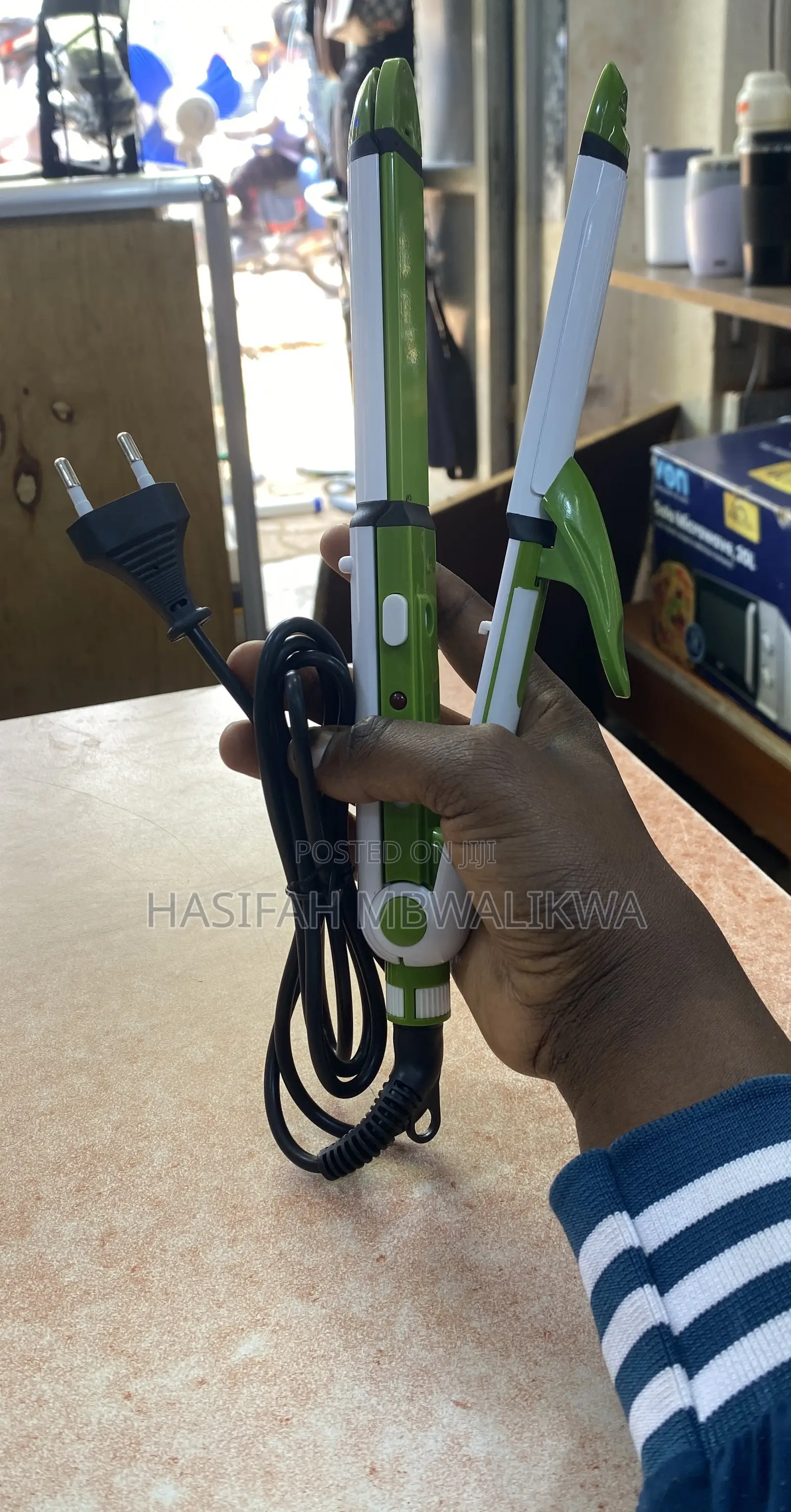 Hair Curler & Straightener 3 in 1