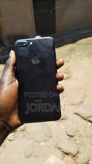 Apple iPhone 7 Plus 128 GB Black