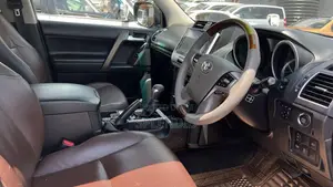 Toyota Land Cruiser Prado 2017 White