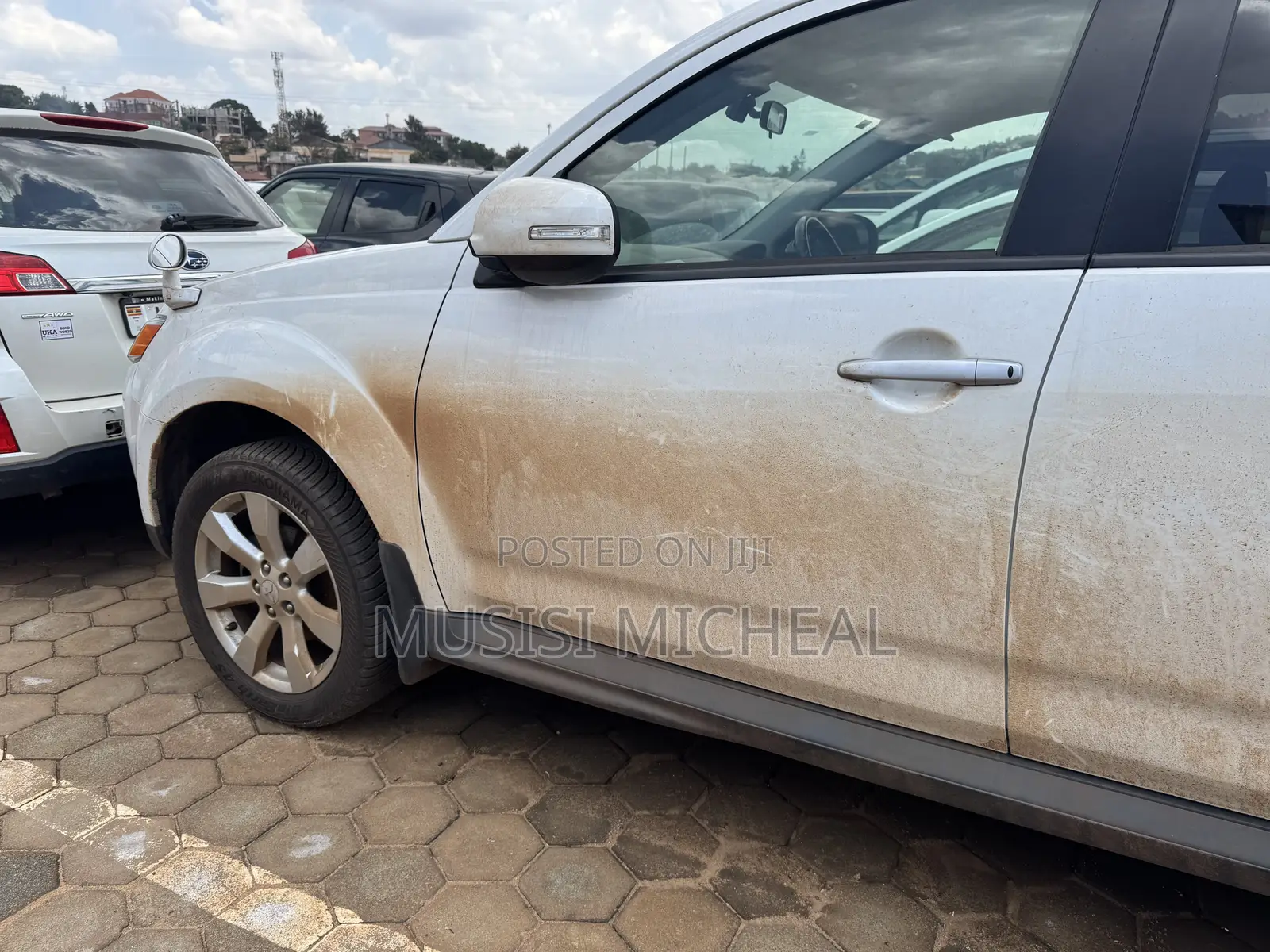 Mitsubishi Outlander SE 2012