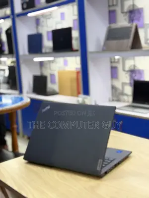 New Laptop Lenovo ThinkPad T14s G4 16GB Intel Core i7 SSD 512GB