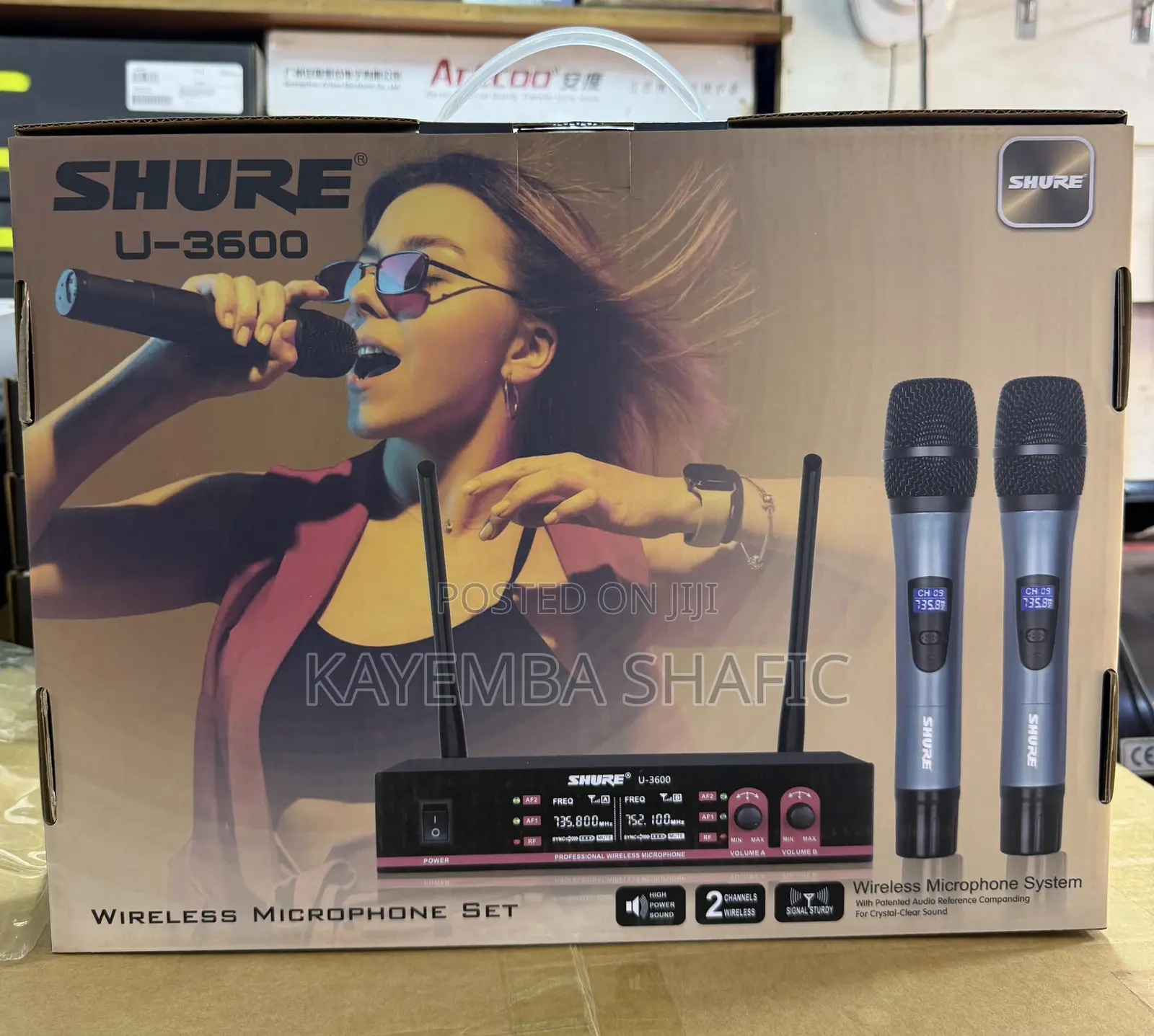 Shure U-3600 Professional Wireless Microphone System