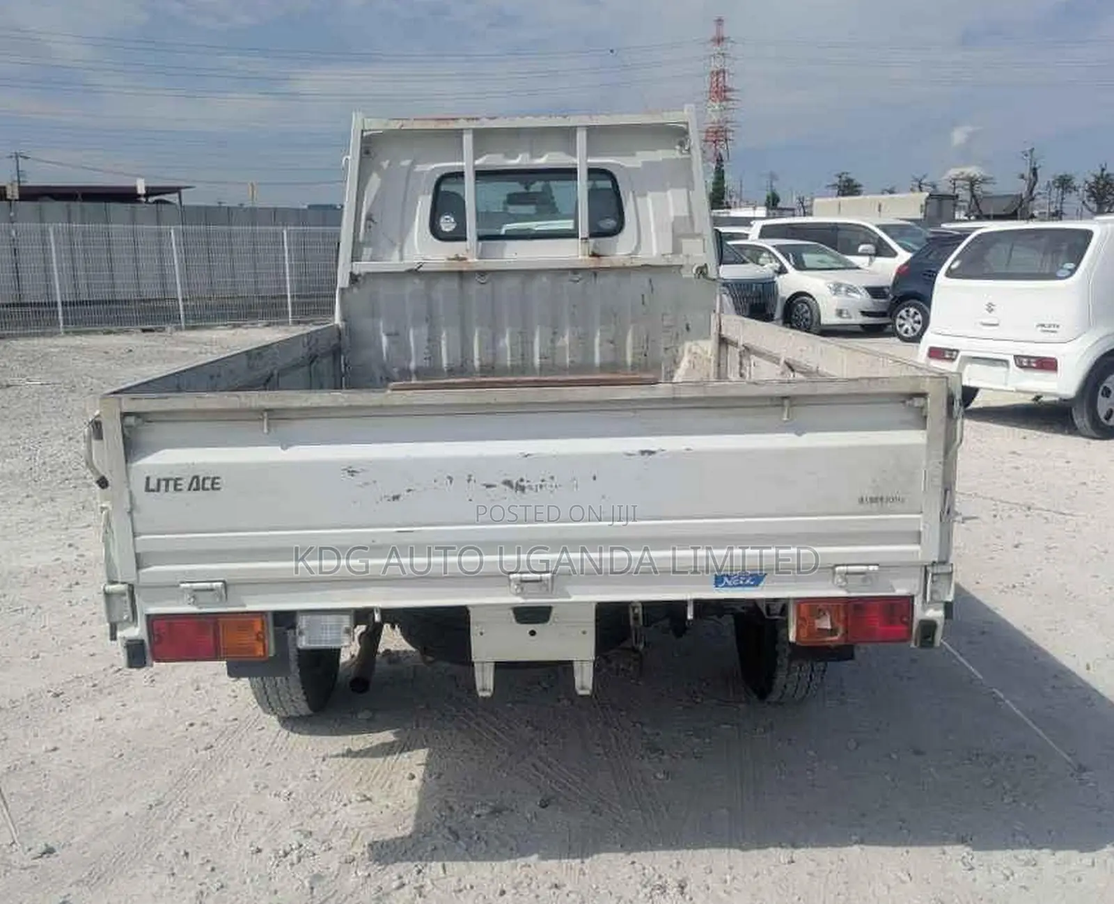 Liteace Truck (1.5l / at / 2wd)