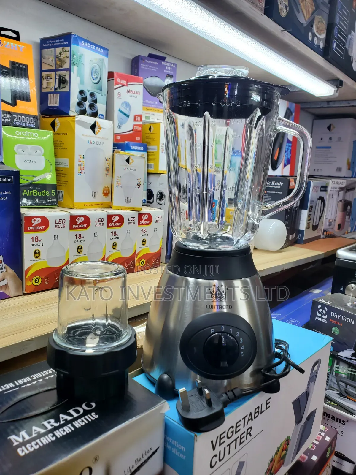 Luxtrend 2-in-1 Electric Countertop Blender With a Glass Jug