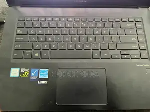 Laptop Asus ZenBook Pro UX550VE 4GB Intel Core i7 SSD 256GB