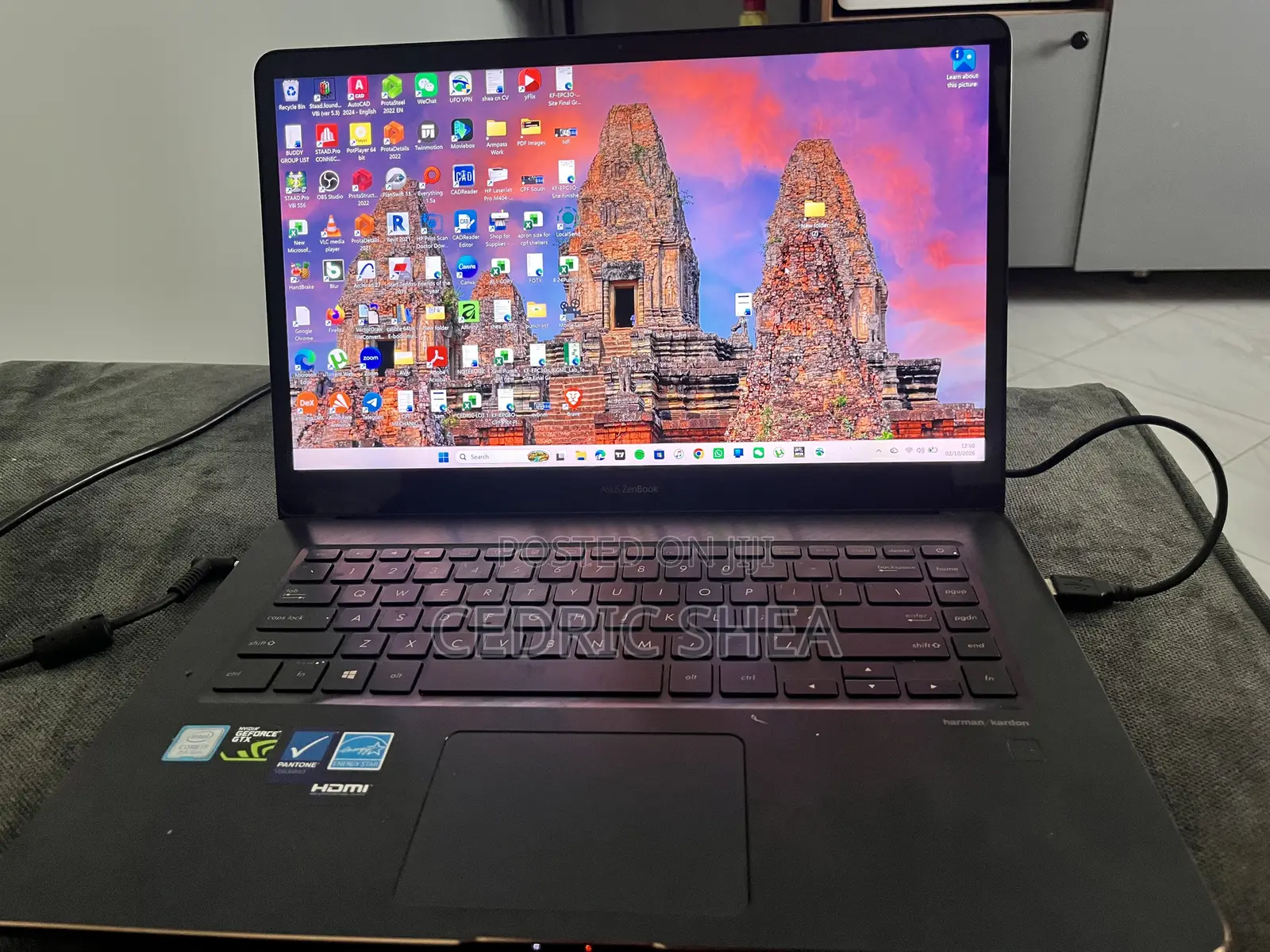 Laptop Asus ZenBook Pro UX550VE 4GB Intel Core i7 SSD 256GB