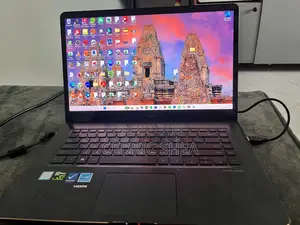 Laptop Asus ZenBook Pro UX550VE 4GB Intel Core i7 SSD 256GB