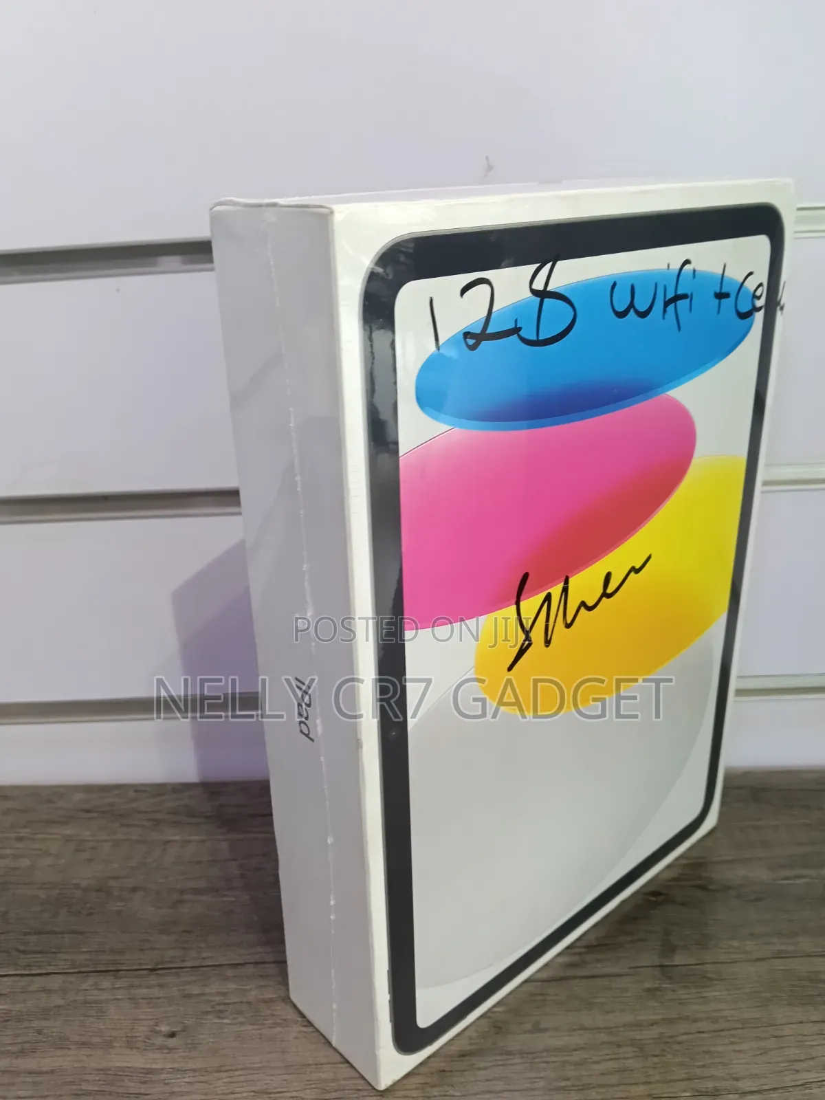 New Apple iPad (2025) 128 GB Blue