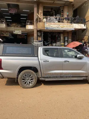 Canopy Mitsubishi L200