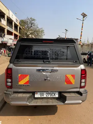 Canopy Mitsubishi L200