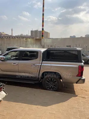 Canopy Mitsubishi L200