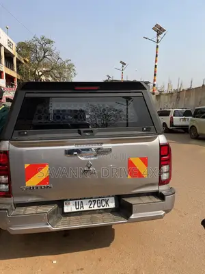 Canopy Mitsubishi L200