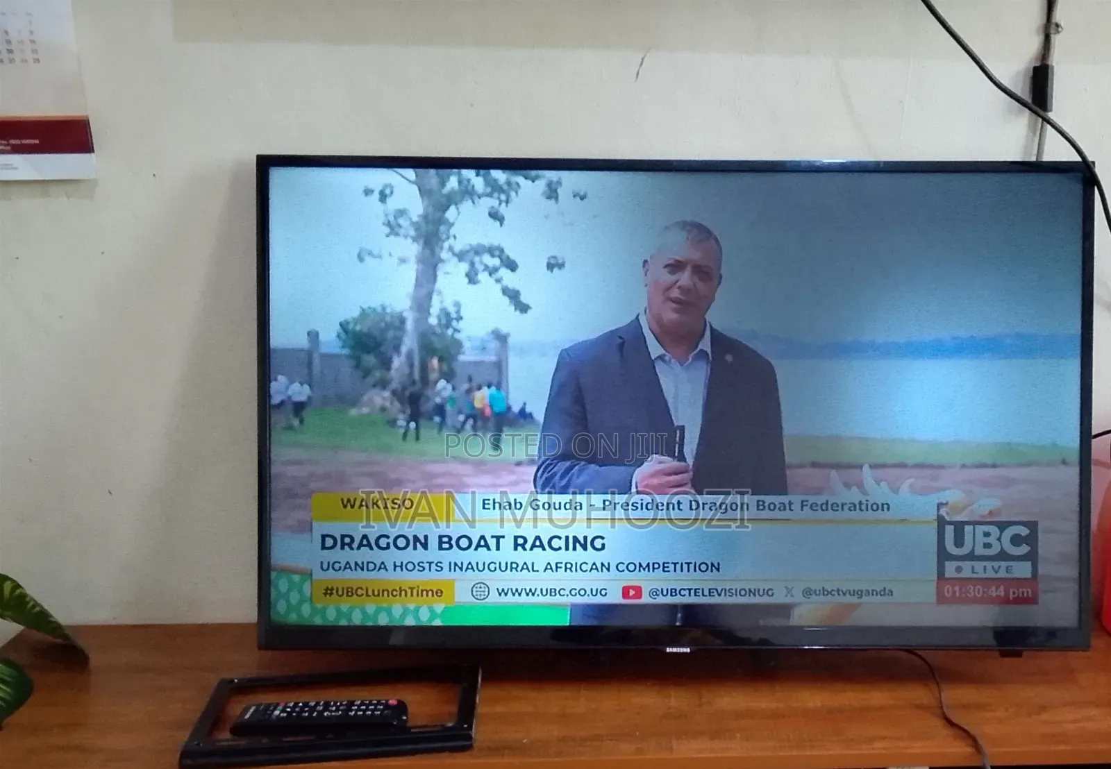 Samsung 40" Led TV - Ua40h4200aw