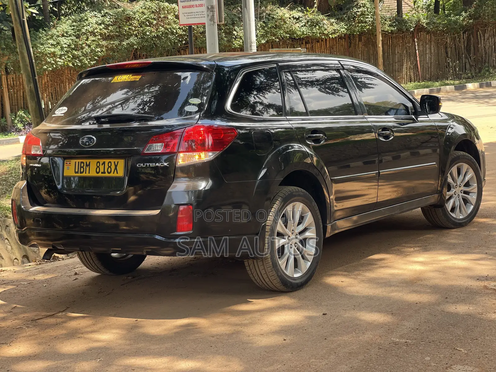 Subaru Outback 2011 Black