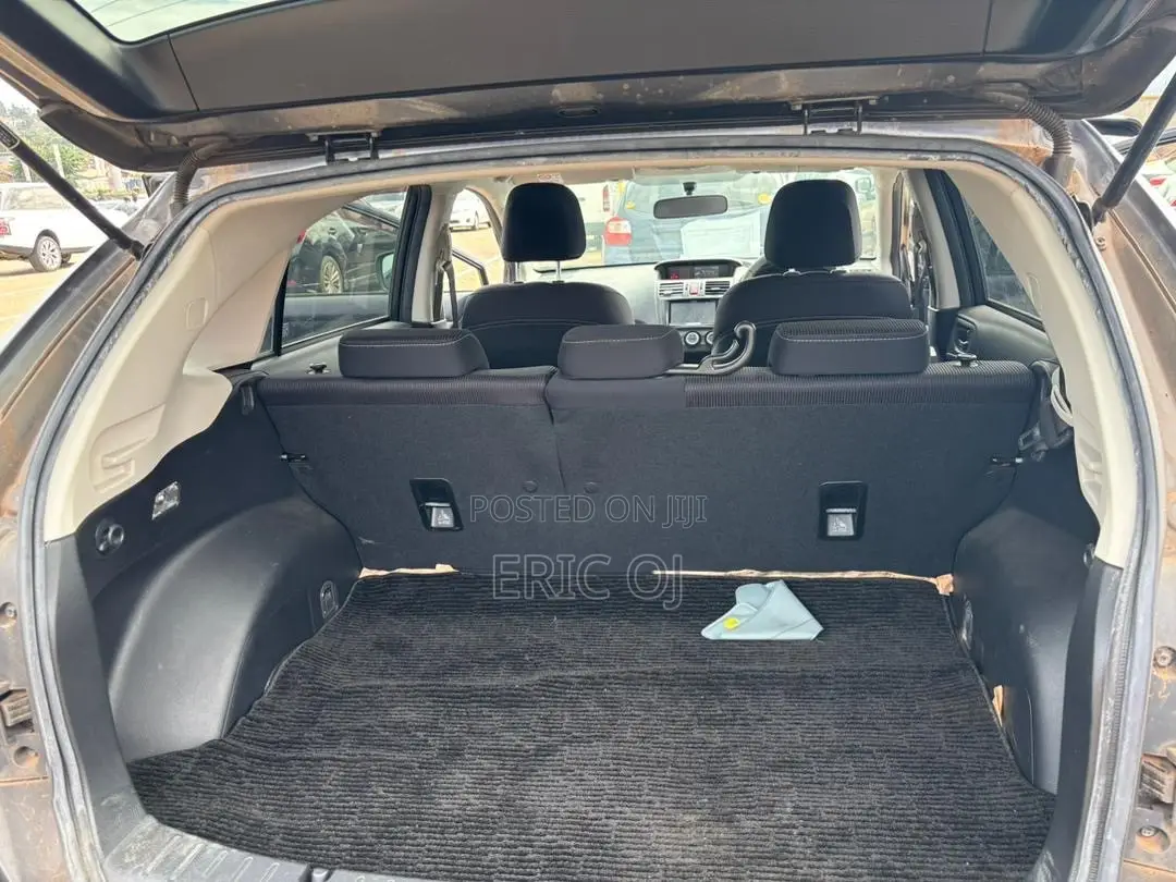Subaru Impreza 2.0i Premium PZEV 4dr Hatchback AWD (2.0L 4cyl 5M) 2014