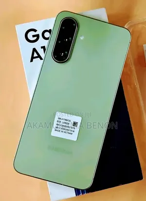 New Samsung Galaxy A17 5G 256 GB Green