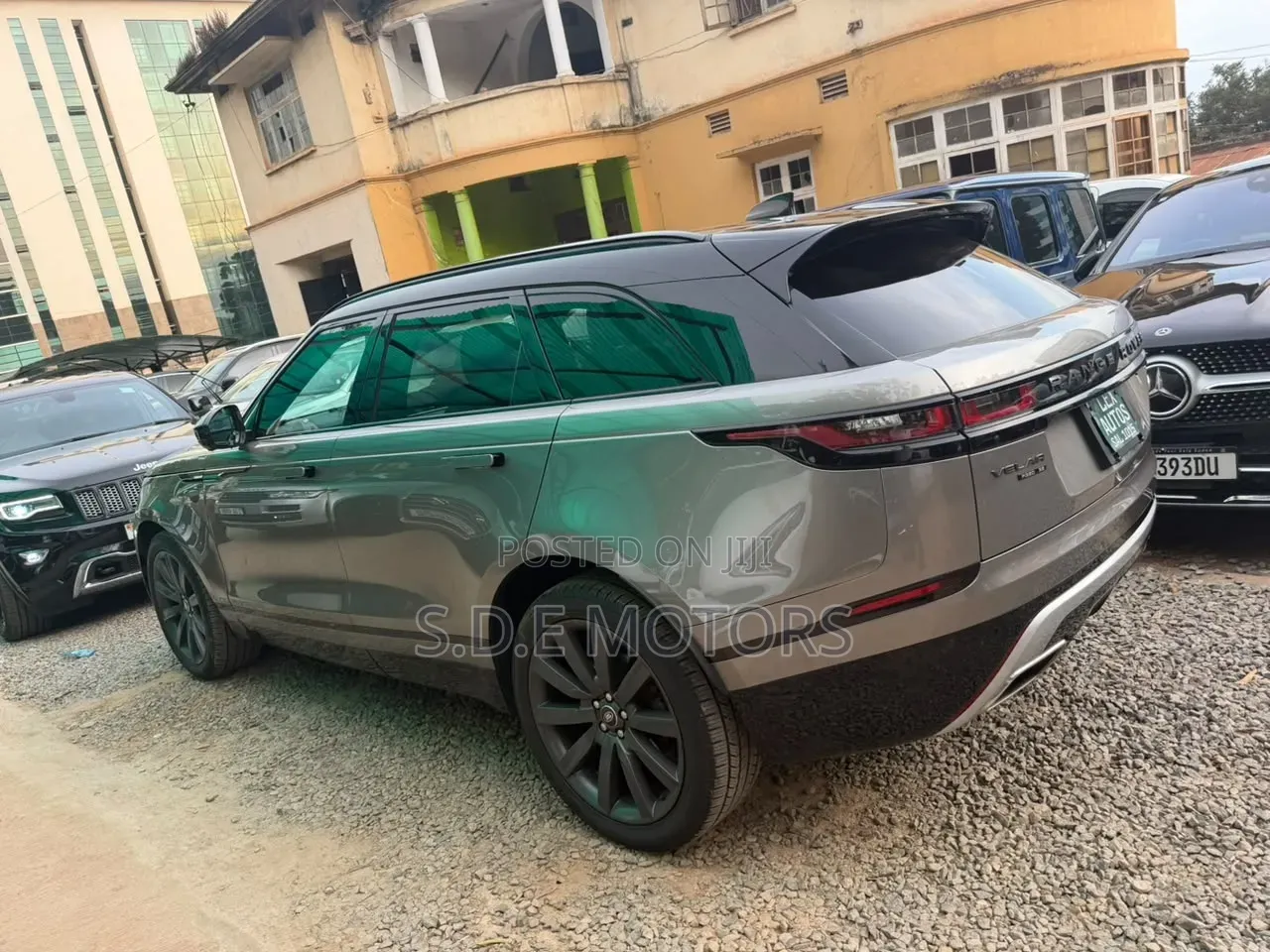 Land Rover Range Rover Velar P250 R-Dynamic S 4x4 2020 Gold