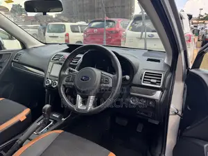 Subaru Forester 2.5i Limited AWD 2018 Silver