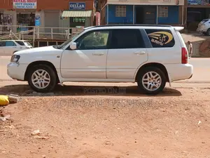 Subaru Forester 2004 White