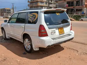 Subaru Forester 2004 White