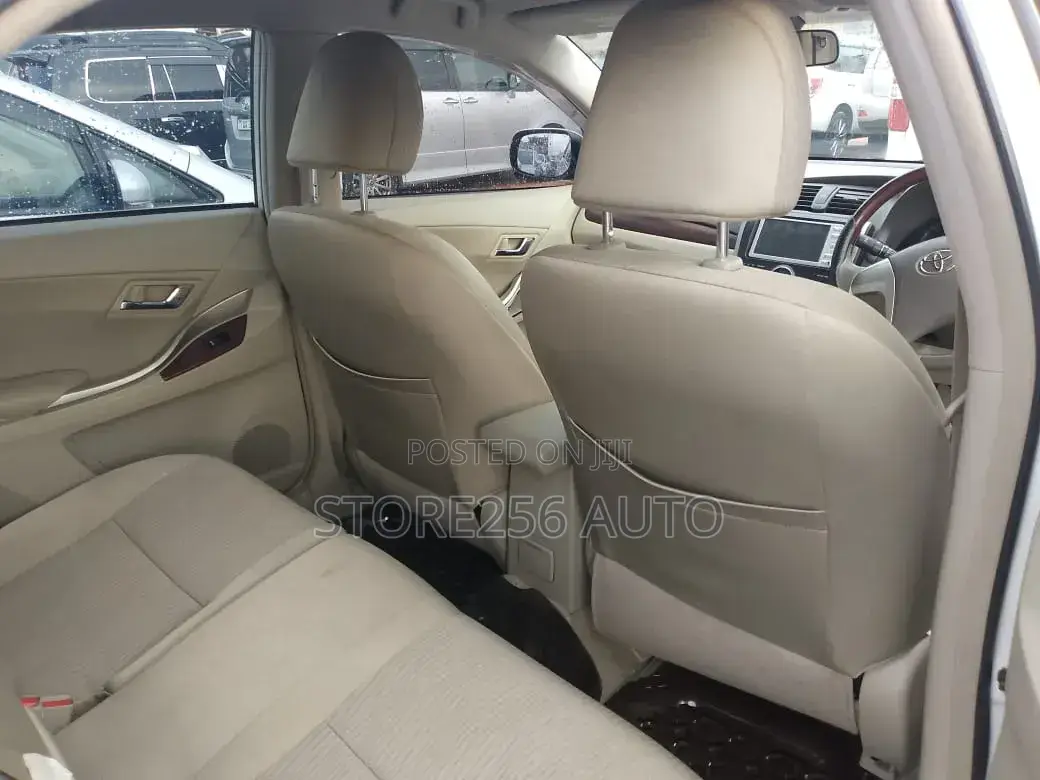 Toyota Premio 1.5 FWD 2010 White