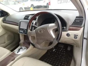 Toyota Premio 1.5 FWD 2010 White