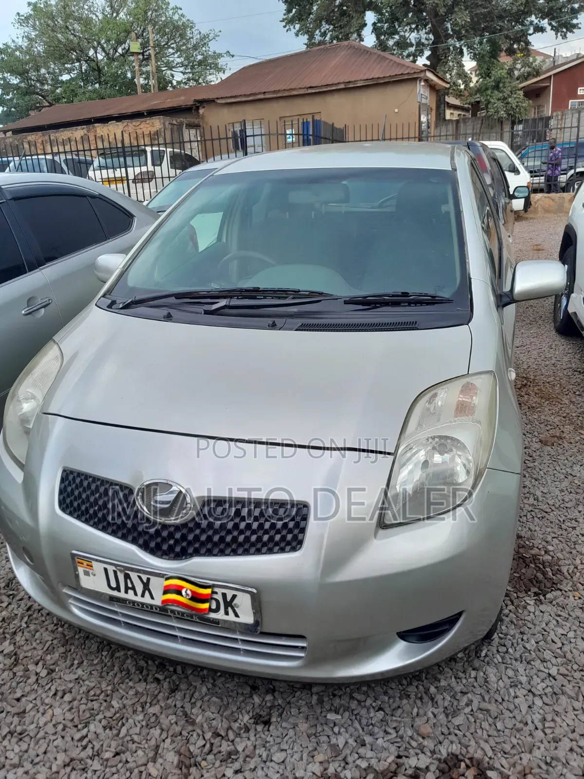 Toyota Vitz 1.0 FWD 3dr 2002 Silver