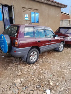 Toyota RAV4 1999 Red