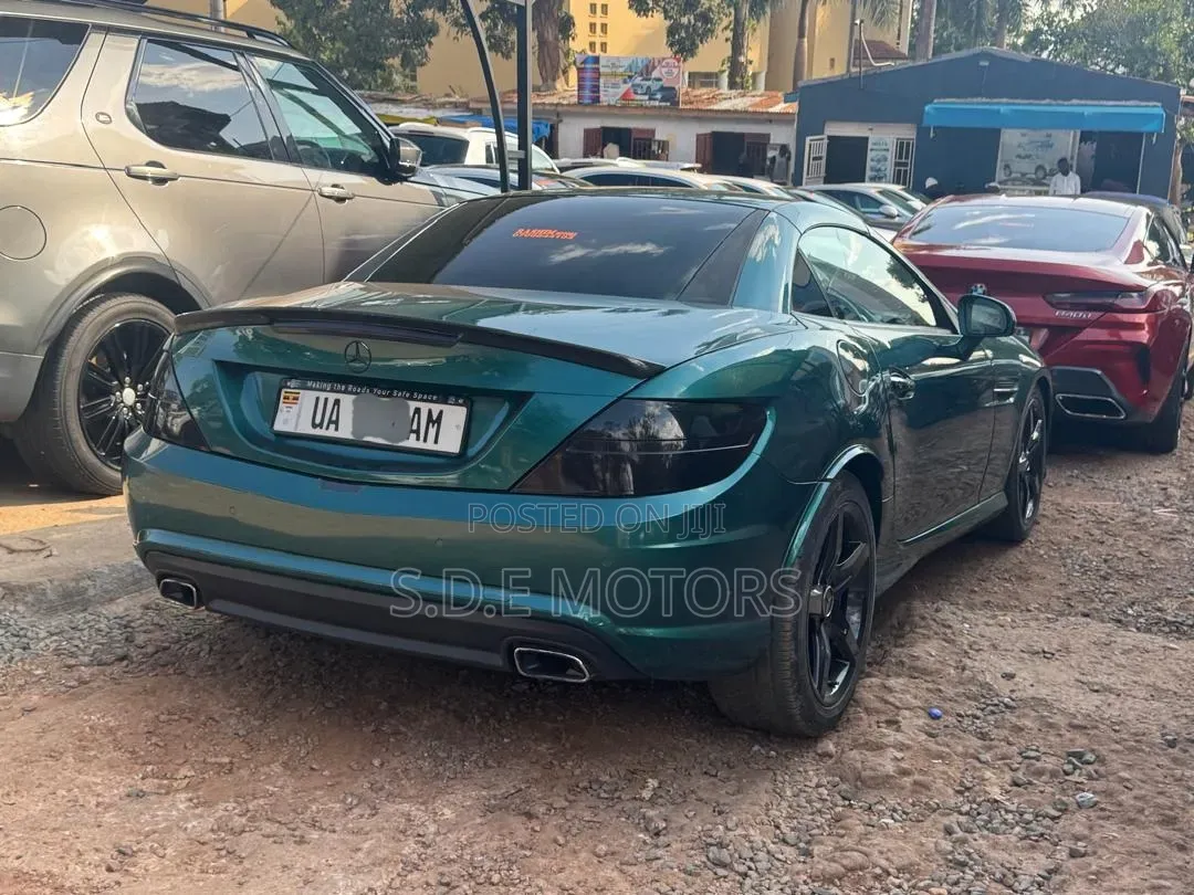 Mercedes-Benz AMG GT GT 2015 Green