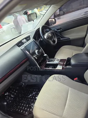 Toyota Mark X 2.5 AWD 2010 White
