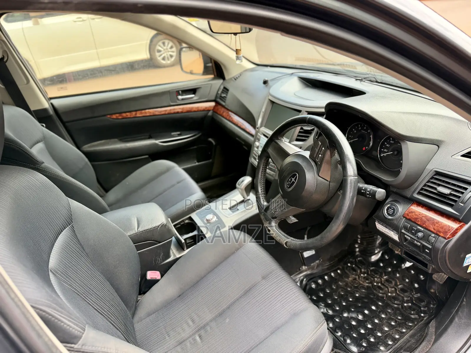 Subaru Legacy 2010 Gray