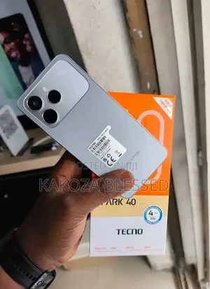 New Tecno Spark 40 256 GB Gray
