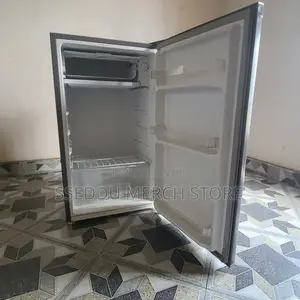 CHiQ 120L Single Door Fridge – Silver (Used)