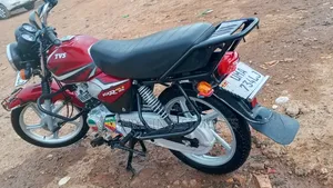 TVS HLX 125 2025 Red