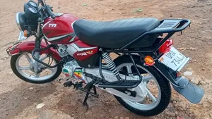 TVS HLX 125 2025 Red